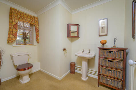 Ground Floor W.C....