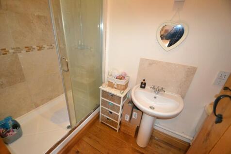 En-Suite to Bed T...