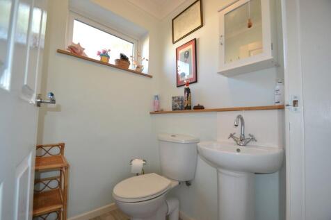 WC Cloakroom
