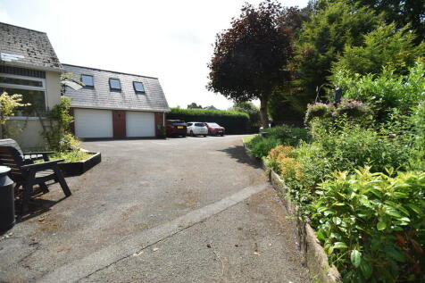 Driveway and Doub...