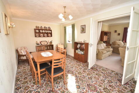 Dining Room/Bedro...