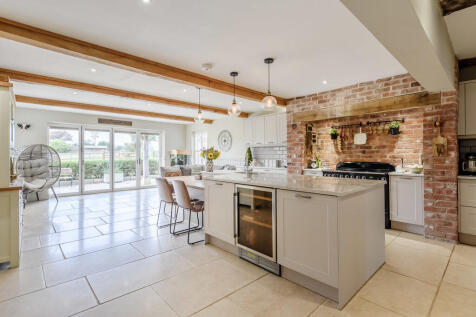 Kitchen/Dining/Fa...