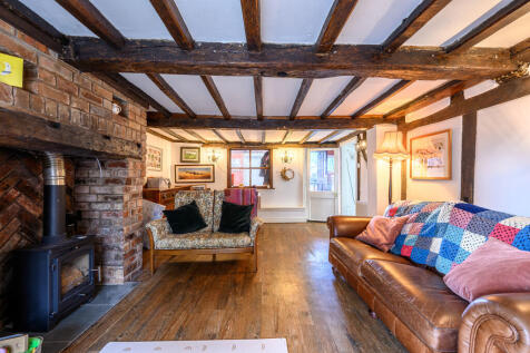 Lounge/Dining Roo...