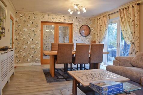 Dining/Family Room