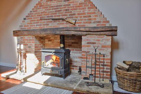 lounge fireplace