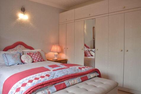 bed 1