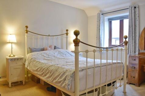 bed 1