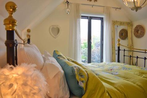 bed 1