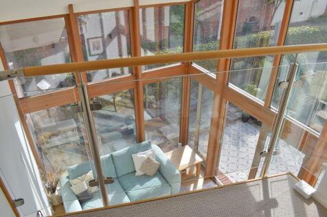 balcony