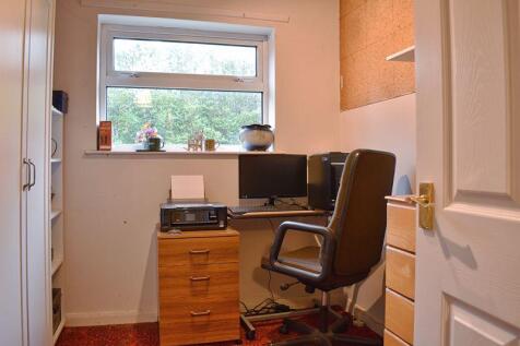 Bedroom/Study