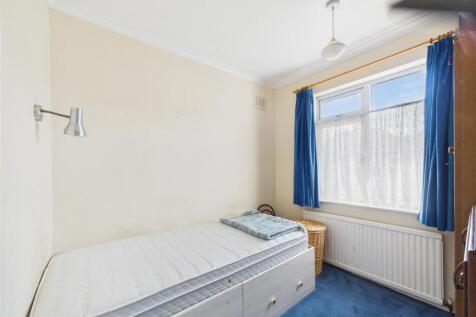 CAM05451G0-PR0027-STILL002.jpg
