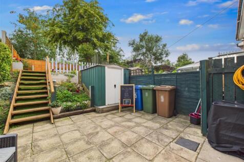 CAM05193G0-PR0034-STILL007.jpg