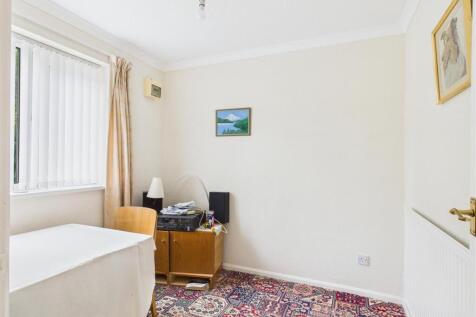 CAM05193G0-PR0036-STILL005.jpg