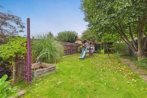 CAM05451G0-PR0054-STILL016.jpg