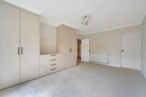 2158140c-bcbd-49f6-9d27-2deceab02fa2.jpg