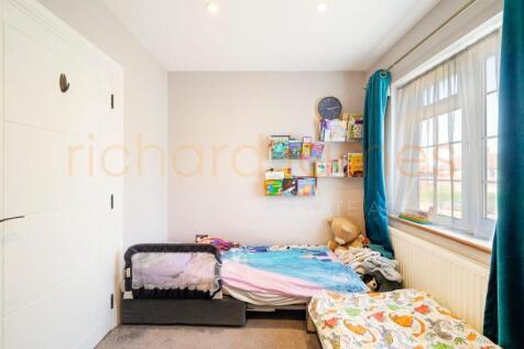 42 Thornbury Gardens - gI2EhI1ZxPc9vUmI8qq6.jpg