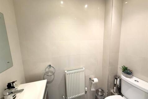 Guest WC.jpeg