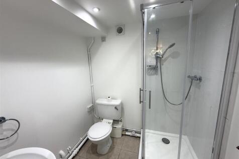 Shower Room.jpeg