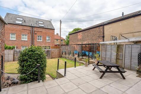 penleys grove.jpg