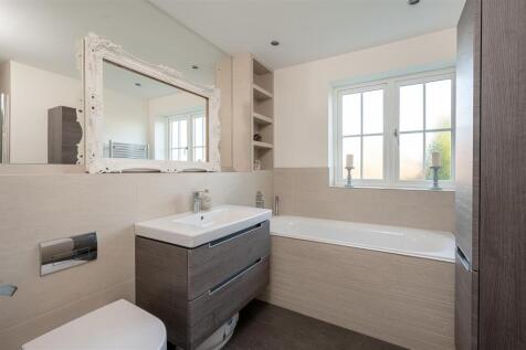 HOUSE BATHROOM