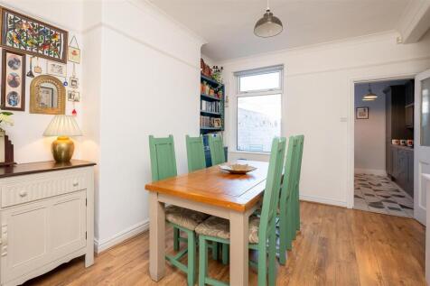 LIVING DINING