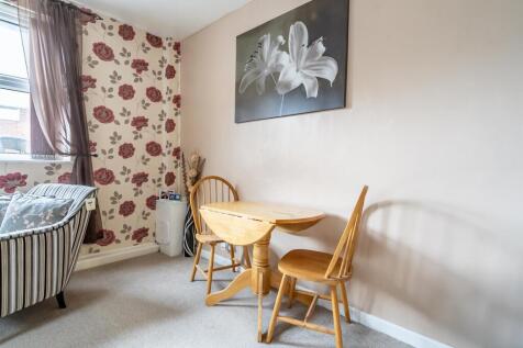 LIVING DINING