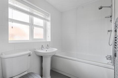 HOUSE BATHROOM