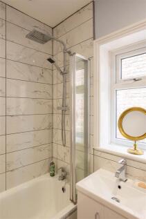 HOUSE BATHROOM
