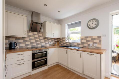 KITCHEN DINING