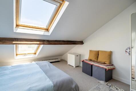 LOFT ROOM