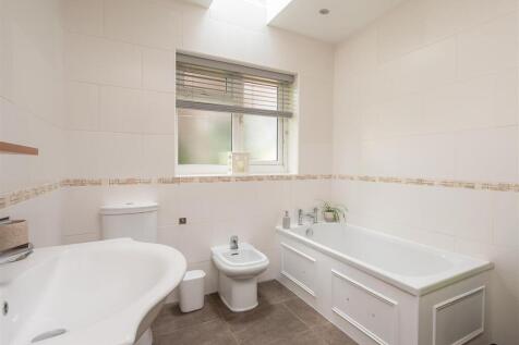 HOUSE BATHROOM