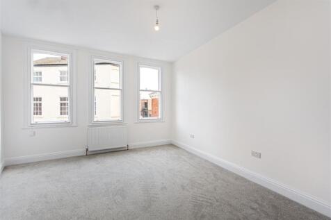 Flat_1_51.jpg