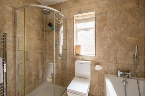 HOUSE BATHROOM