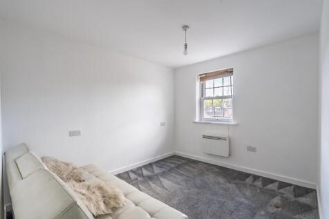 BEDROOMM TWO