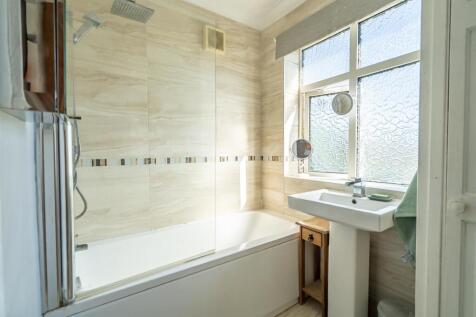 HOUSE BATHROOM