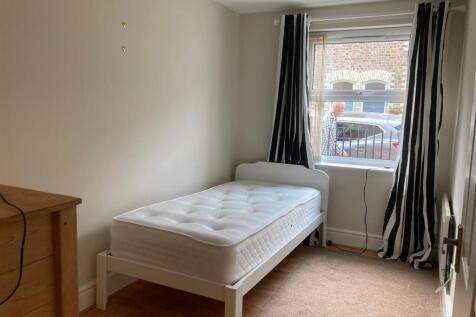 Bedroom 2.jpg