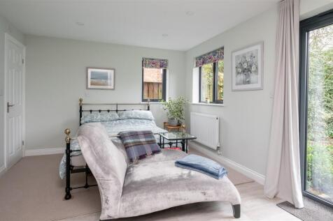 GROUND FLOOR BEDROOM