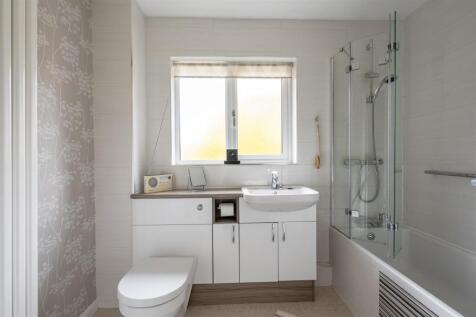 HOUSE BATHROOM