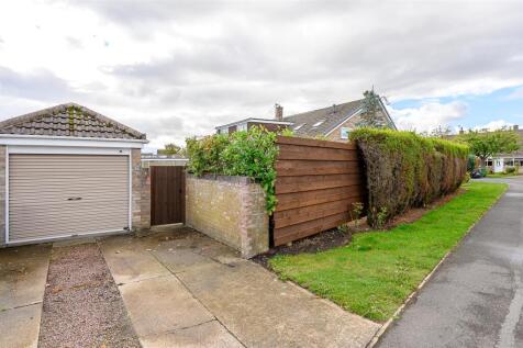 GARAGE/PARKING
