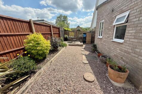 Side garden