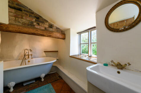 Ground Floor Bathroom