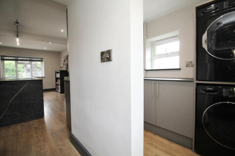 Kitchen/Utility