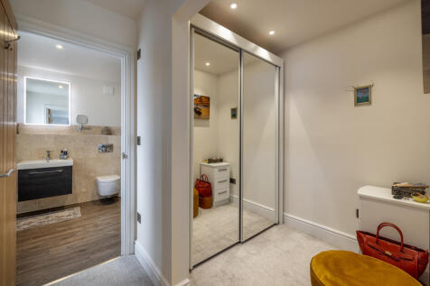 Dressing Room and Ensuite