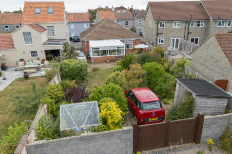 Rear Parking/Garden
