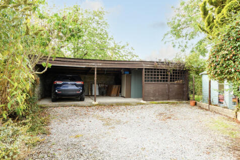 Parking/Car Port