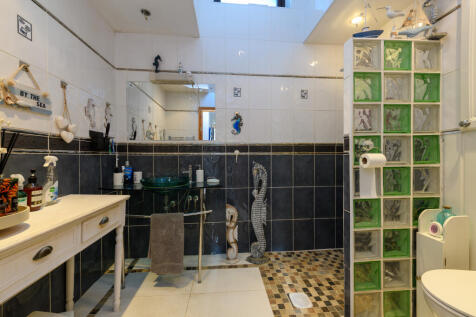 Annexe Wet Room