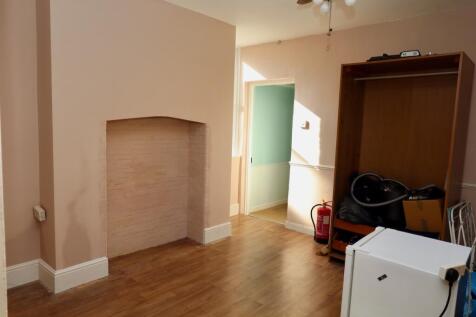 Flat 5 sitting room