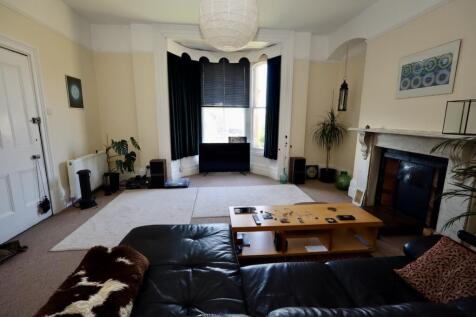 Flat 4 sitting room