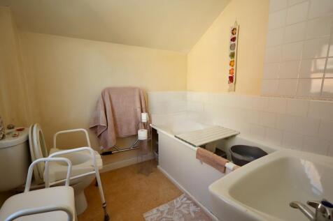 Orchard loft bathroom