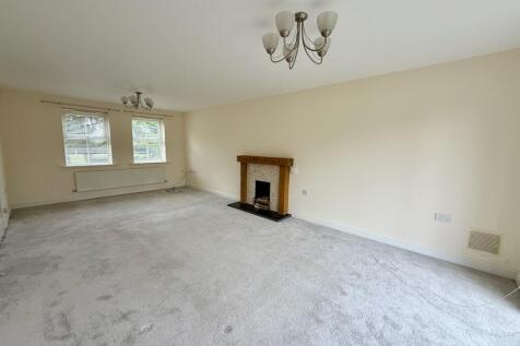 Sitting room 2.jpeg